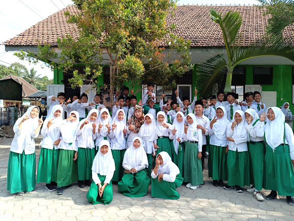 Siswa MI Miftahul Ulum Patoman Raih Juara Kompetisi Sains Madrasah (KSM)