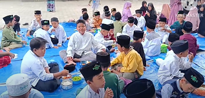 Peringatan Hari Santri Nasional Berlangsung Khidmat dan Meriah